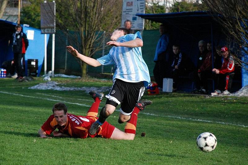 Z utkání krajského přeboru Velešov Doudleby - SK Jičín (0:2). 