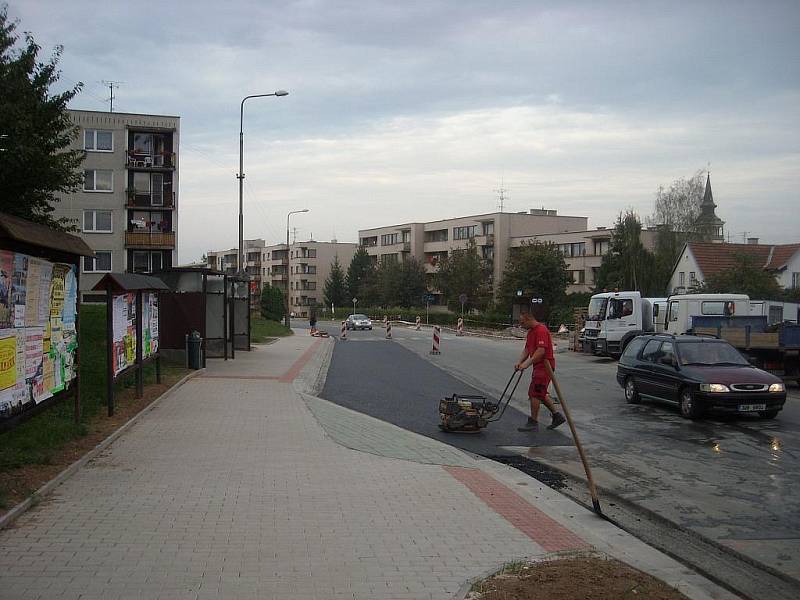 Dvě dobrušské ulice se dočkaly zásadní opravy.