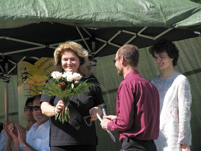 Gabriela Beňačková při zahájení festivalu.