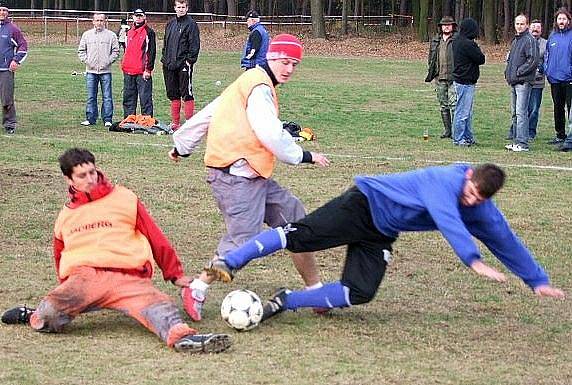 Z 15. ročníku turnaje v malém fotbale Lhota Cup v Kostelecké Lhotě. 