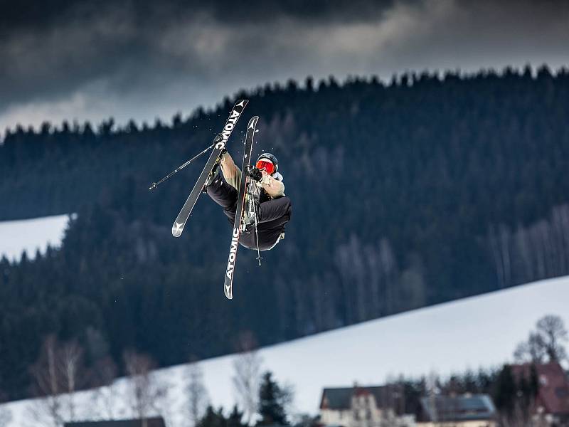 Free ski závody Soldiers 2K18 v Deštném v Orlických horách.