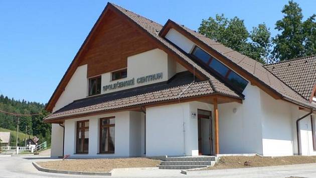 Takto vypadá Společenské centrum ve Skuhrově nad Bělou právě teď.