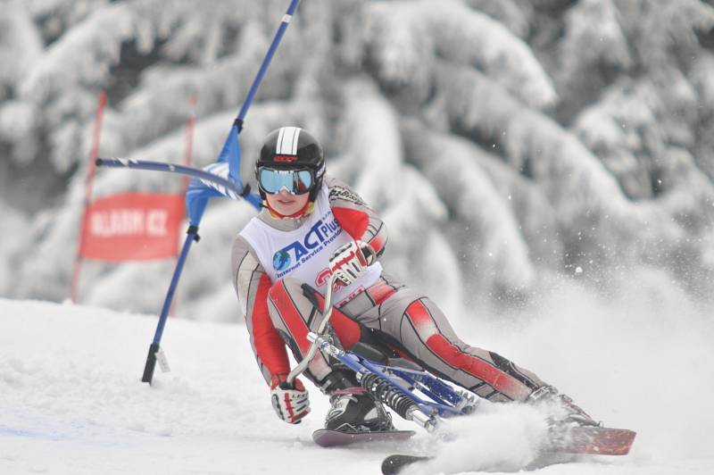 Světový pohár v jízdě na skibobech odstartoval úvodním podnikem v Deštném