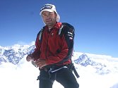 NEJLEPŠÍ český horolezec současnosti, Radek Jaroš, už zdolal třináct ze čtrnácti osmitisícových vrcholů planety.