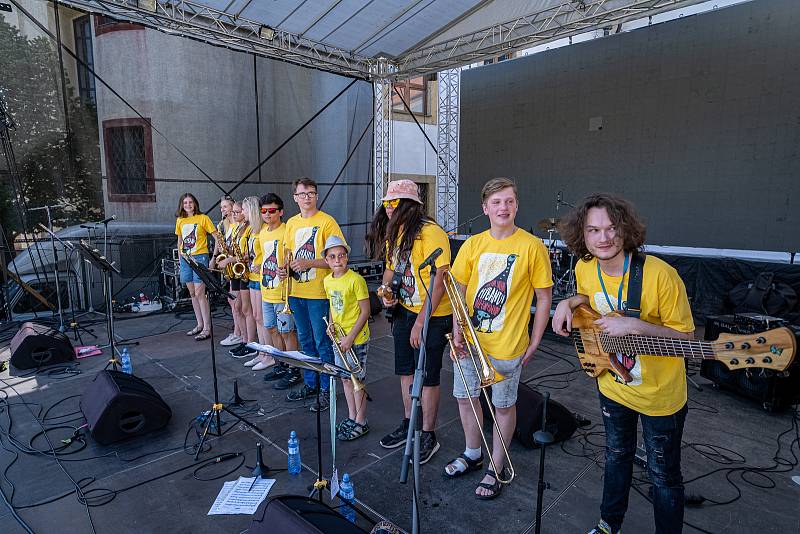 Free zóna festivalu Litomyšl v Klášterních zahradách žije hudbou každý den. Foto: Foto: Ivan Krejza (Festivalové zahrady)