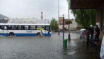 Velká voda na autobusovém nádraží v Moravské Třebové.