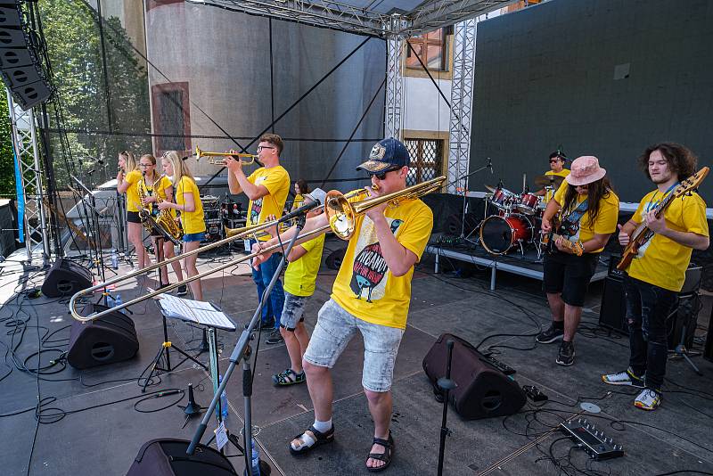 Free zóna festivalu Litomyšl v Klášterních zahradách žije hudbou každý den. Foto: Foto: Ivan Krejza (Festivalové zahrady)