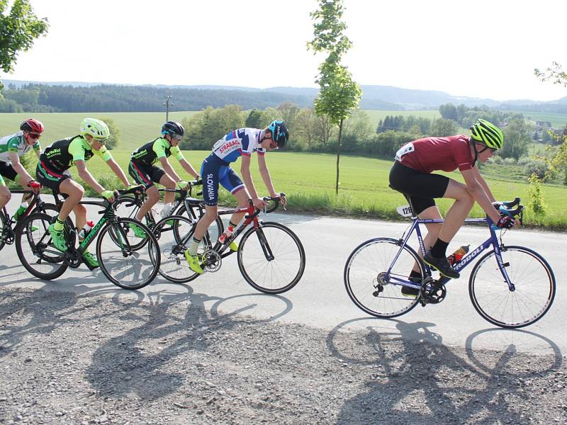 Pět májových etap v Jevíčku a okolí prověřilo výkonnost mladých cyklistů z jedenácti evropských zemí.