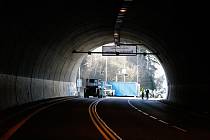 Uzavření tunelu Hřebeč u Moravské Třebové na na silnici I/35. Je zavřený kvůli generální stavební a technologické rekonstrukci tunelu, která potrvá do konce listopadu 2022.