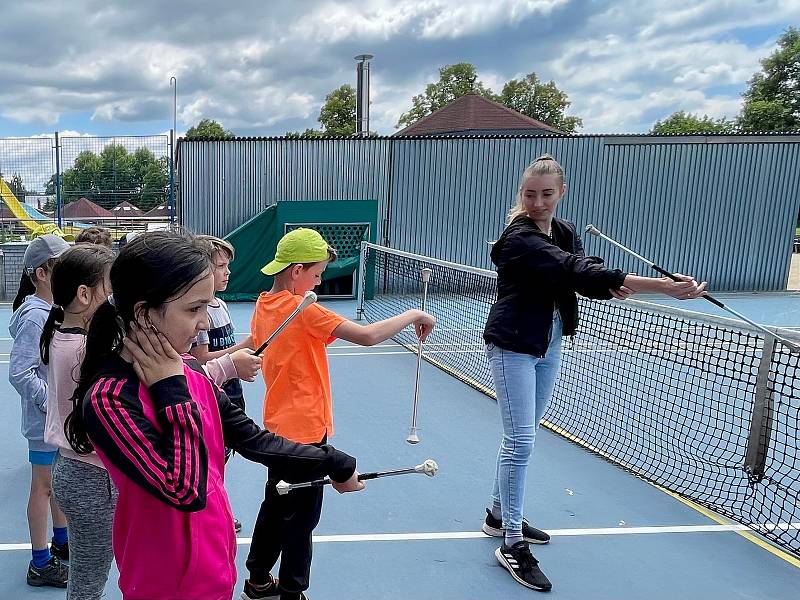 Děti ze základních škol v Moravské Třebové si vyzkoušely různé sporty. 