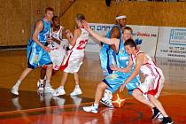 Basketbal Qanto Svitavy vs. BK Prostějov skončil vítězstvím hostů.