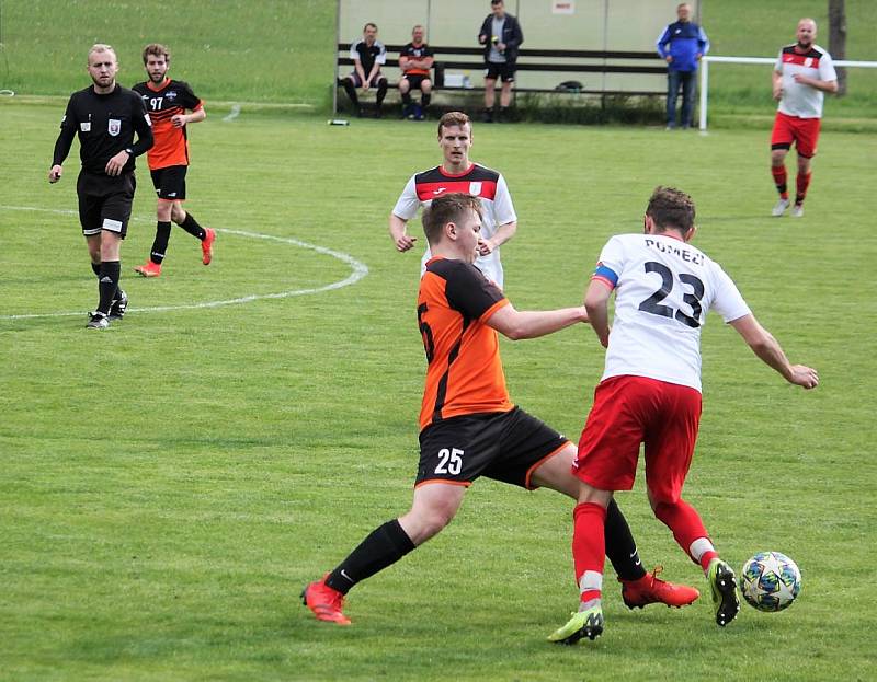 Sokol Pomezí vs. Fotbal Žichlínek.