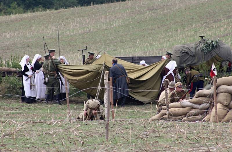 Rekonstrukce bitvy o Blosdorf zaujala publikum v Mladějově na Moravě nejvíc. Třičtvrtěhodinové dobývání nakonec jako vždy ovládla prusko-rakouská armáda.