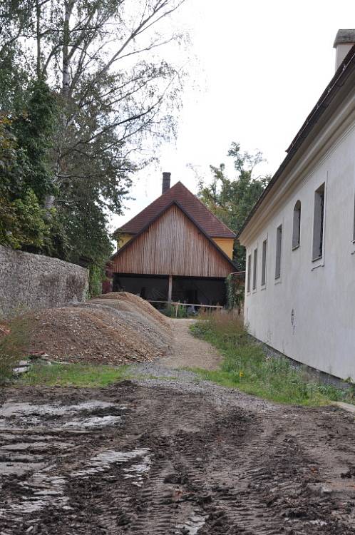 Lidé se mohli v sobotu podívat do některých objektů na zámeckém návrší, kde jinak pracují dělníci a vstup je sem zakázaný.