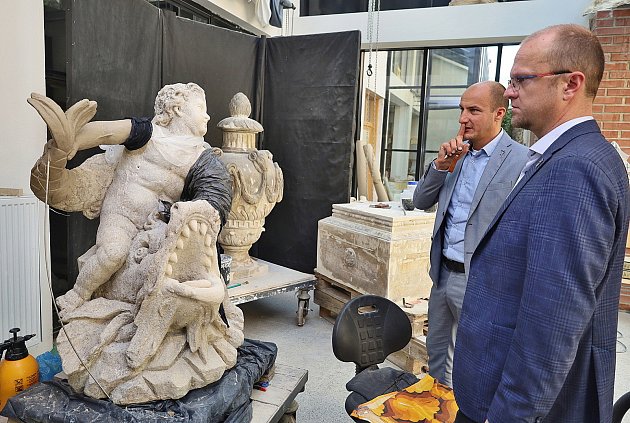 Restaurátorská fakulta školí odborníky z celého světa.