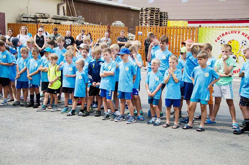 Aktivity na kempu se neomezovaly pouze na fotbal a sport. Dobrá nálada ze všech účastníků jenom sršela.