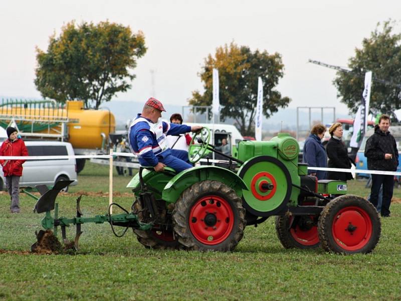 Traktor v akci.