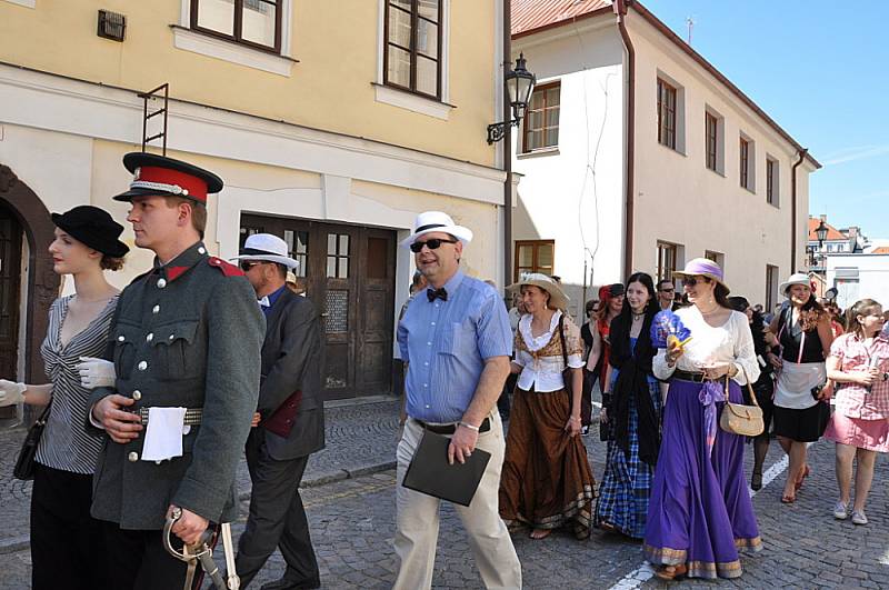 Zahájení lázeňské sezony se v Litomyšli uskutečnilo o víkendu ve velkém stylu. Procházka po kolonádě, koncerty, divadlo, výstavy a další akce. 