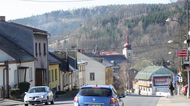 Radní v Březové nad Svitavou chtějí, aby se obyvatelé cítili bezpečně. Vyjednali úpravu hlavního tahu přes měst.