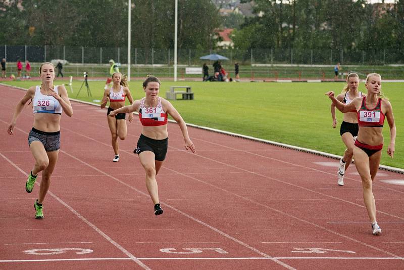 Organizátoři přilákali na svoji tradiční letní akci početně i výkonnostně silné startovní pole. Na dráze i v sektorech se během atletického odpoledne zrodily některé výkony, jaké v Litomyšli dlouho nebyly k vidění.