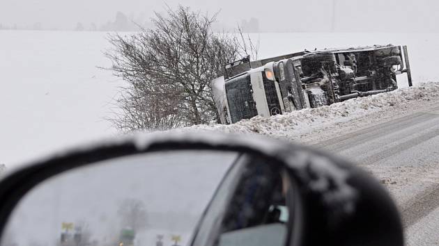 Sníh komplikoval dopravu na Svitavsku.