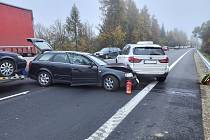 U Moravské Třebové na pětatřicítce bourala tři auta.