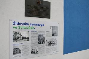 Ve Svitavách stála synagoga. Teď je tam autobusové nádraží