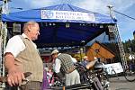 Biskupické kaléšek 2012 - festival dobré pálenky. K němu patří už jedenáct let závod historických velocipedů.