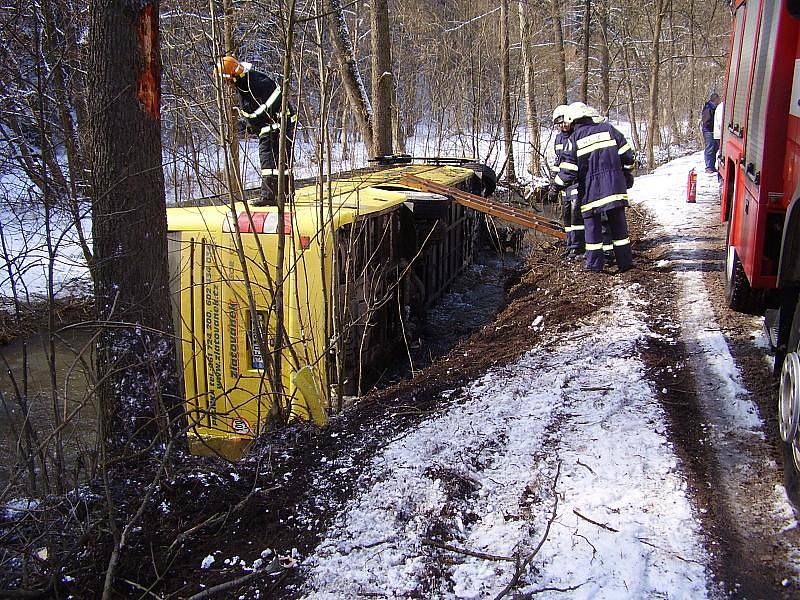 Nehoda autobusu. Svojanov 2009.