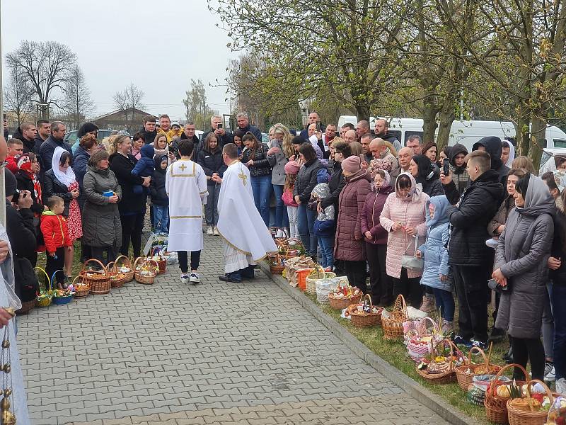 Stovky věřících slavily v neděli ve Svitavách pravoslavné Velikonoce.