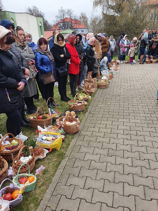 Stovky věřících slavily v neděli ve Svitavách pravoslavné Velikonoce.