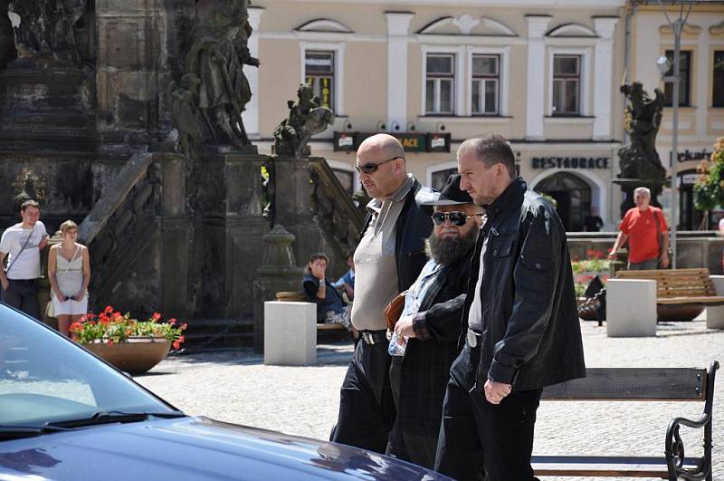 V Poličce od včerejšího dne natáčí režisér Milan Šteindler pilotní díl seriálu Mazáci. 