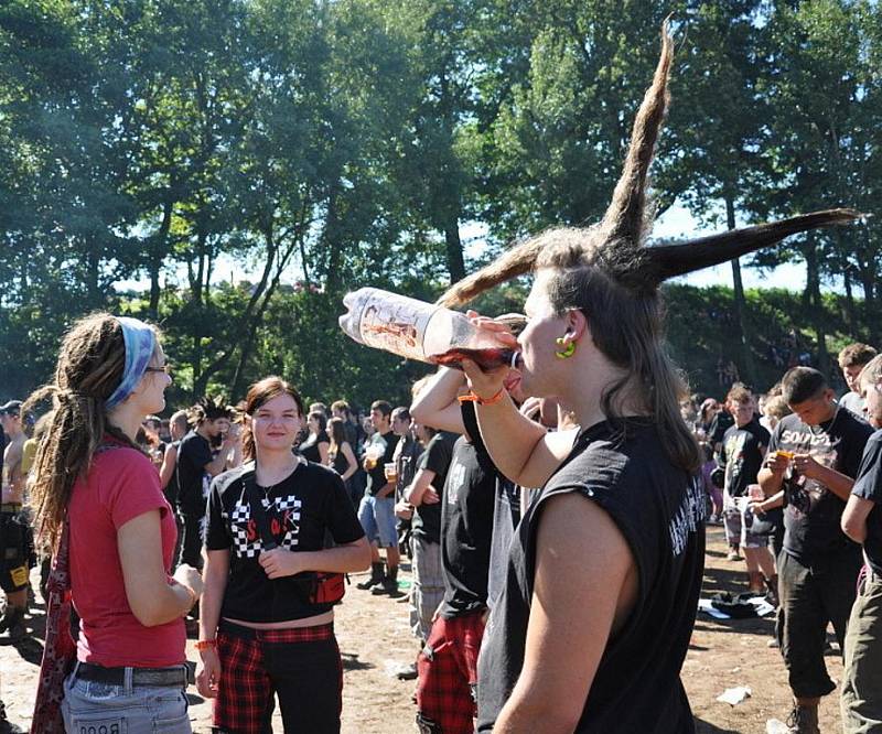 Punkeři se sjeli na Fest Pod Parou.