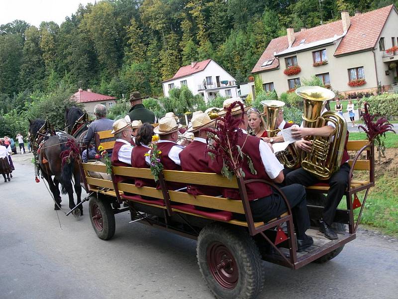 V Trstěnici slavili dožínky.