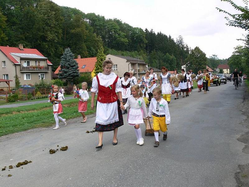 V Trstěnici slavili dožínky.