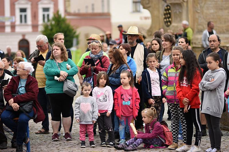 Lidé v Moravské Třebové si užili v sobotu Slamák 2021, tedy dožínkové a pivní slavnosti.