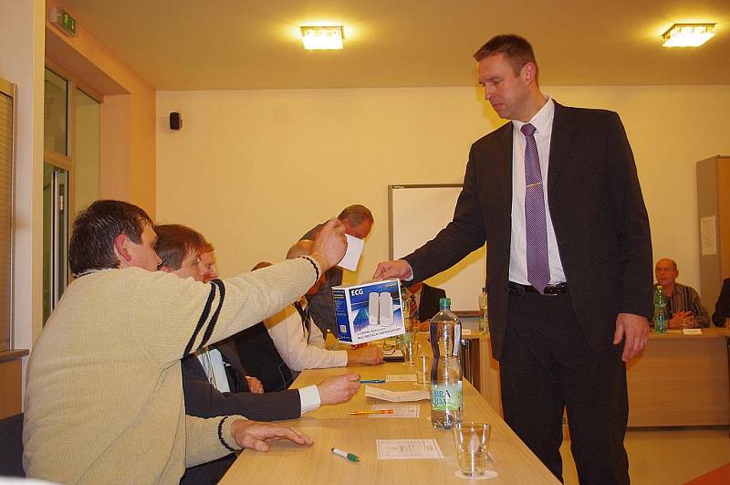 Zastupitelstvo v Bystrém zvolilo nové vedení města. Starostou se stal Miloslav Sejkora.