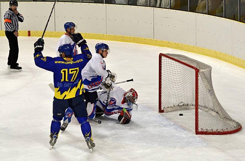 Litomyšlští hokejisté museli přetrpět těžkou ránu, když od velkých choceňských rivalů utržili třináctigólový příděl. Hosté  byli v celém utkání jednoznačně lepším mužstvem. 