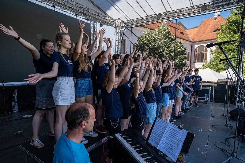 Free zóna festivalu Litomyšl v Klášterních zahradách žije hudbou každý den. Foto: Foto: Ivan Krejza (Festivalové zahrady)