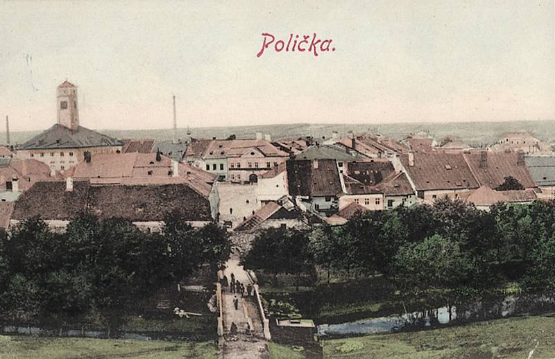 Vedle současných fotografií mostu přikládáme i fotky historické a rovněž kopii rozhodnutí Ministerstva kultury. Reprofoto: MěÚ Polička