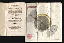 VE SBÍRCE ze 17. století se nacházejí i svazky věnující se astronomii. Na obrázku Kautschova kniha o zatmění Slunce.