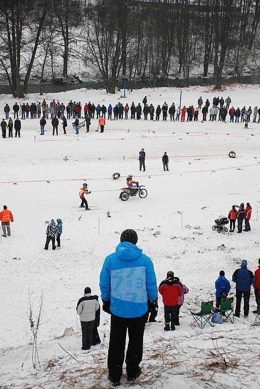 Republikový šampionát v motoskijöringu na trati v Klášterci nad Orlicí.