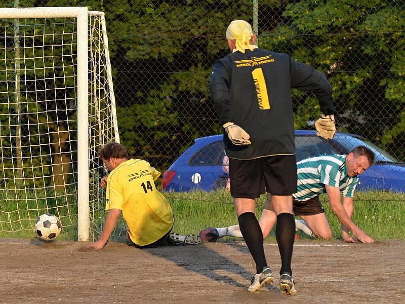 1. liga v minikopané v Litomyšli.