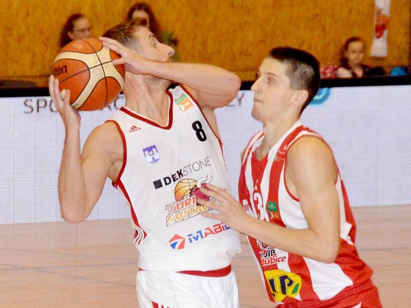 Krajské basketbalové derby tentokrát pro Svitavy.