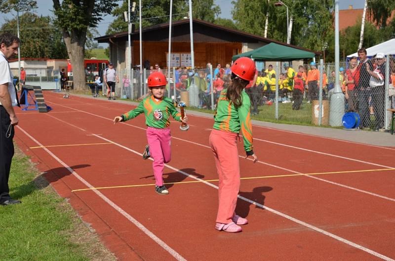 Mladí hasiči se „porvali“ o body v Kamenci