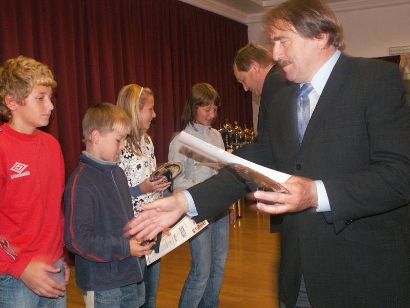 Předávání ocenění účastníkům šesté krajské olympiády