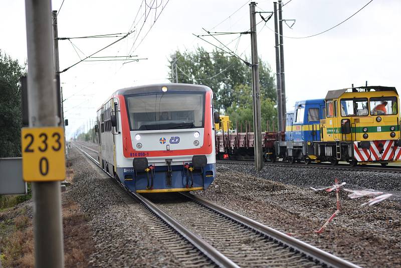 Přes budoucí dálnici D35 u Opatovce na Svitavsku postaví nový železniční most