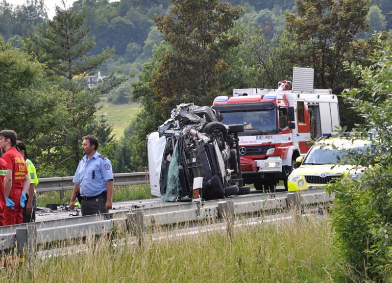 V sobotu po čtrnácté hodině záchranáři vyjížděli k nehodě tří aut na silnici I/35 u Moravské Třebové.