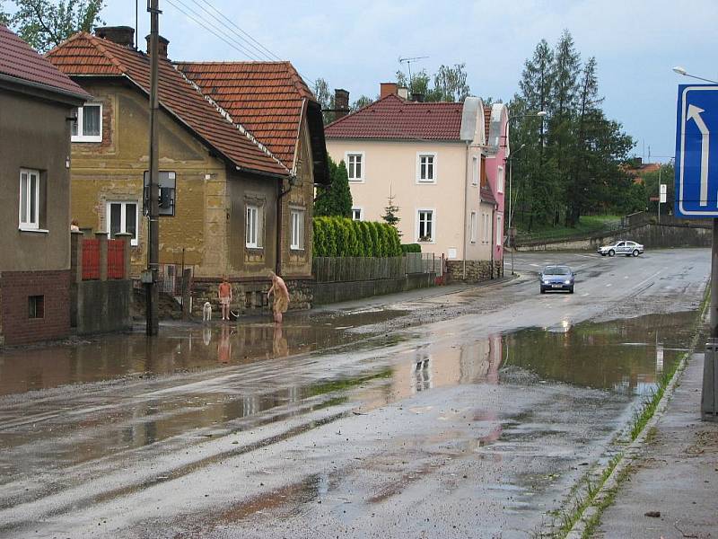 Průtrž se přehnala přes Litomyšlsko.