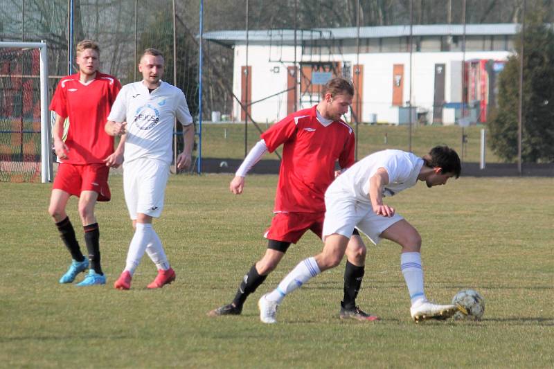 Slavoj Cerekvice vs. Sokol Borová (semifinále okresního poháru).